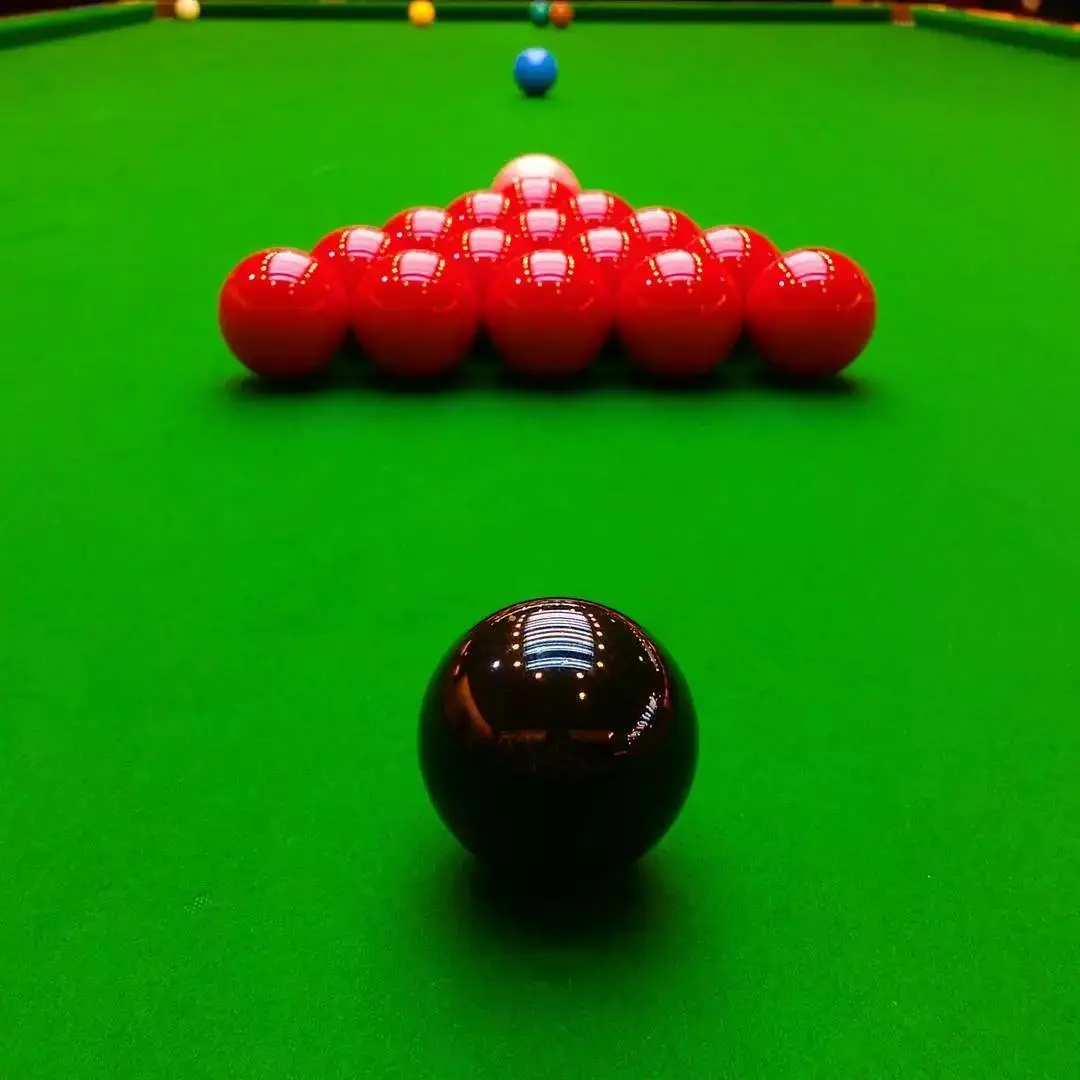 2023斯诺克英锦赛资格赛：邢子豪VS吉米·怀特 - 新星挑战传奇，谁能晋级？